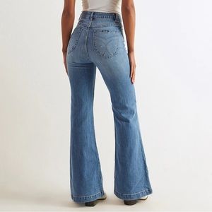 Rolla’s Eastcoast High Rise Flare Jeans